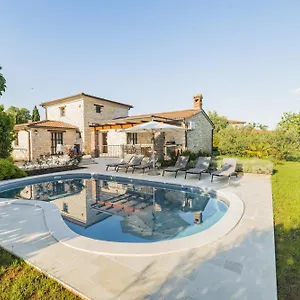 https://wunderschone-villa-jurinea-mit-privaten-pool.in-istria.net